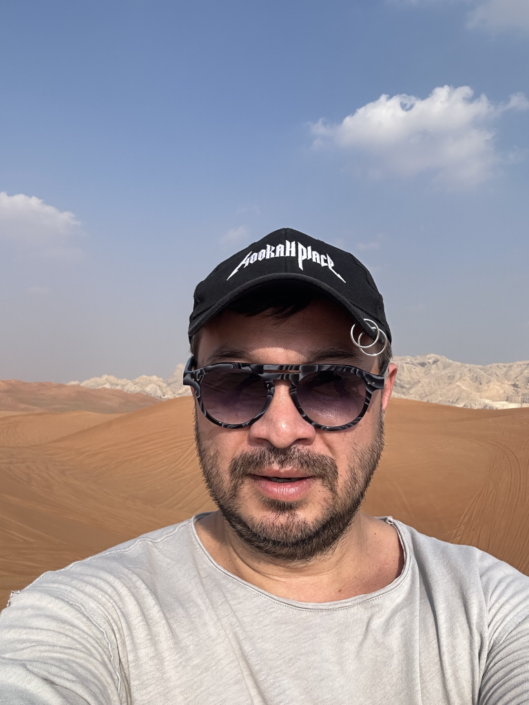 Бизнес партнер Антона Гайворонского по hookah place, deus и другое Бизнес партнер Антона Гайворонского по hookah place, deus и другое